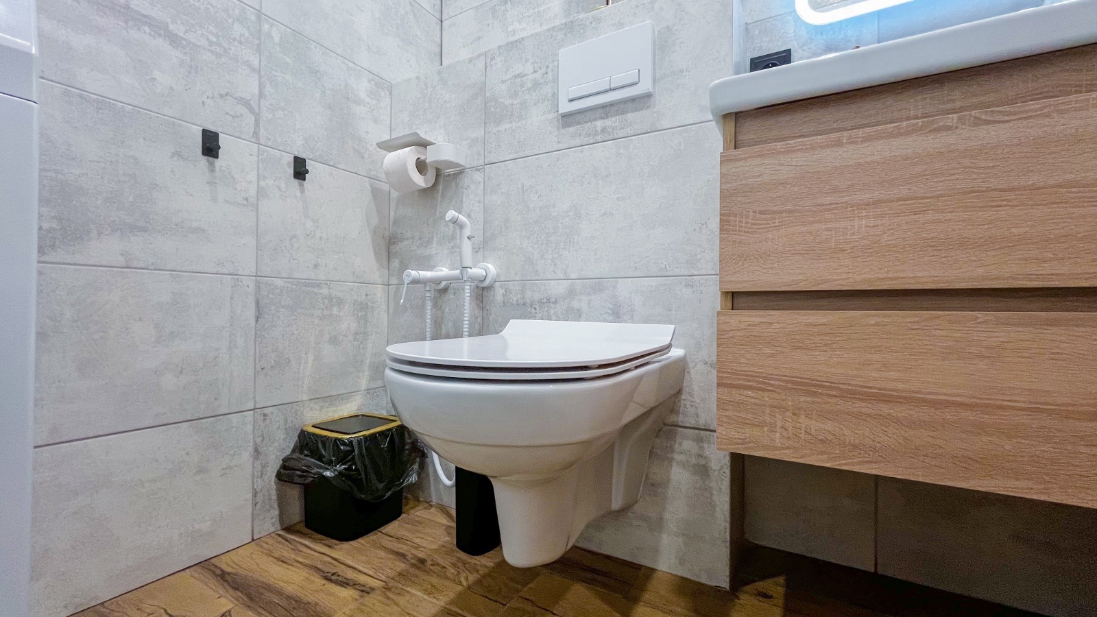 Евротрешка премиум класса вблизи аэропорта