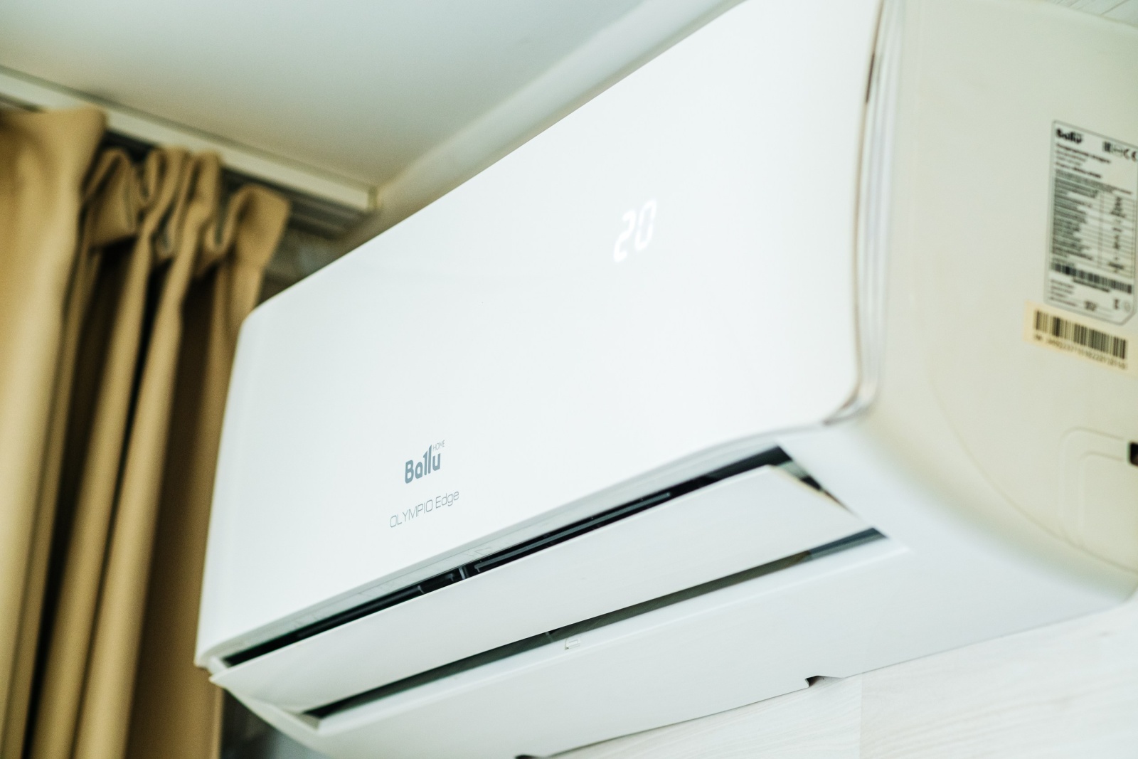 Ваш уютный рай: студия с Алисой и кино!