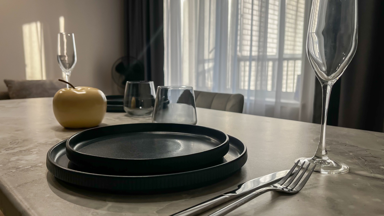 студия с дизайнерским ремонтом