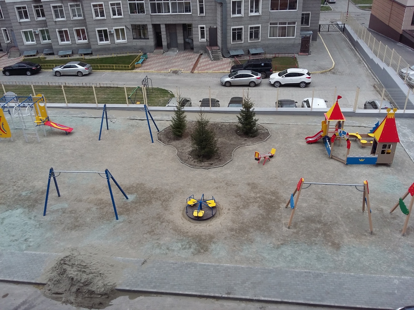 Уютная квартира, новый дом в центре 